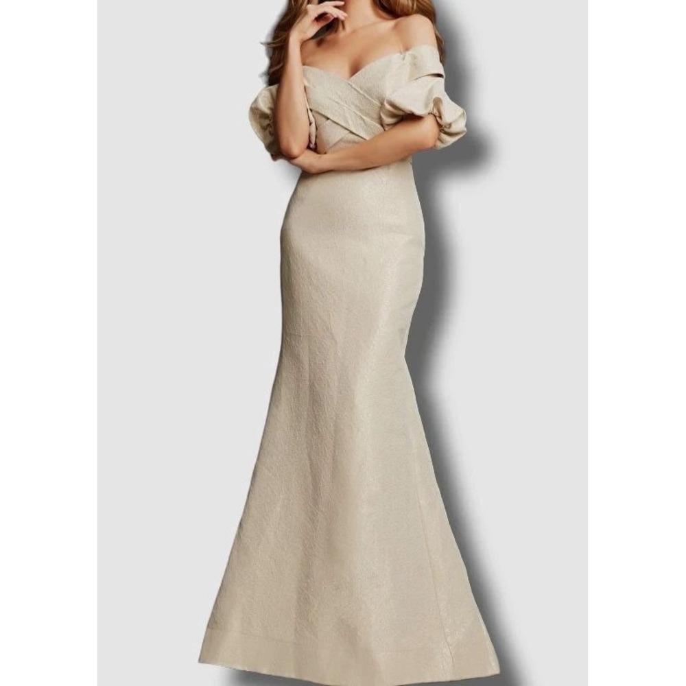 NEW tags $760 Jovani Fashions Gold Off the Shoulder Short Sleeve Gown Dress Sz 8